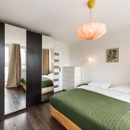 Saska Kepa Green Apartment Warszawa Eksteriør billede